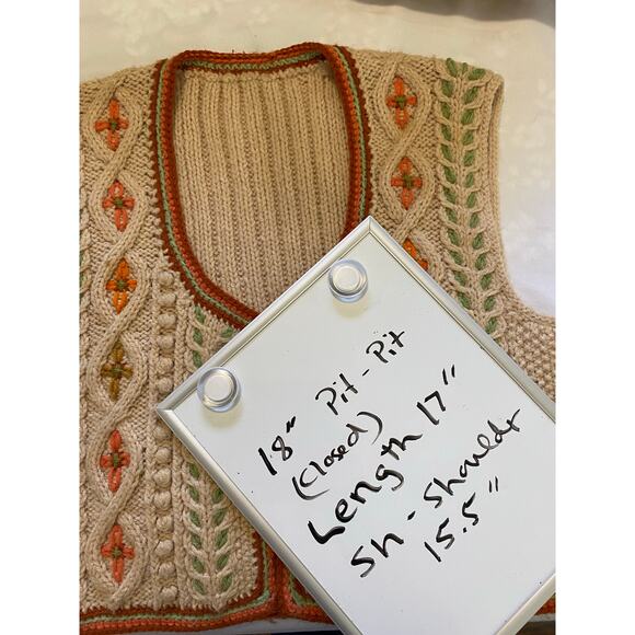 Vintage Handmade Knitted Bolero Vest Floral Granny Core Boho 70s - Picture 6 of 6